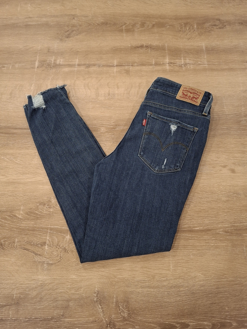 Levi's 721 High Rise Skinny Distressed Ankle Jeans Women's 28 x 30 Dark Wash